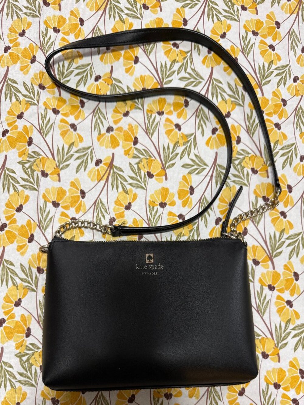 Kate Spade Black Small Crossbody Bag Gold Chain Detail Zip Purse